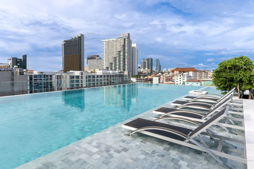 rooftop pool of the Amethyst Hotel